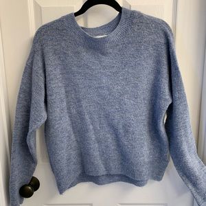 Light Blue H&M Crew Neck Sweater - size XS